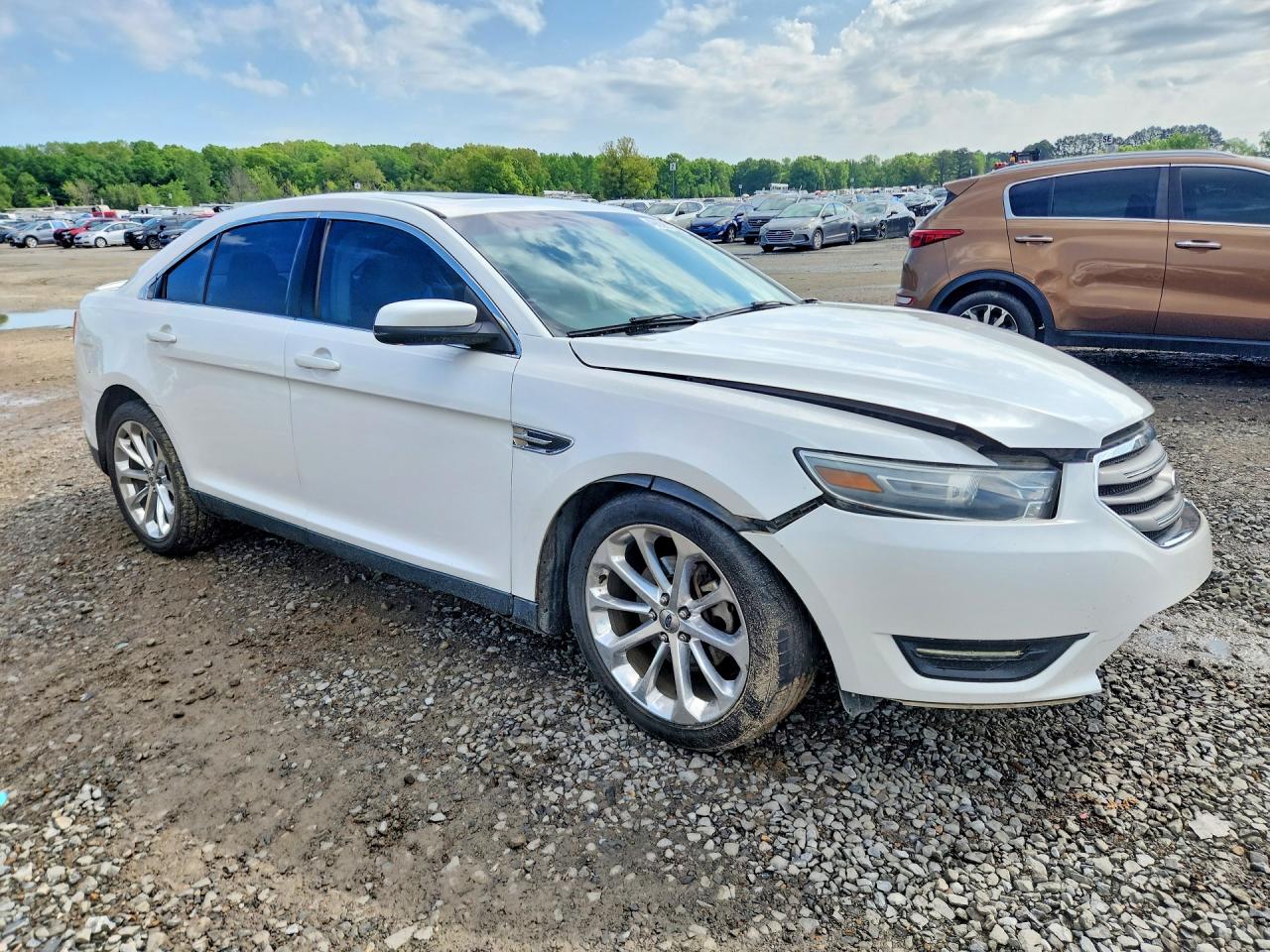 Ford Taurus