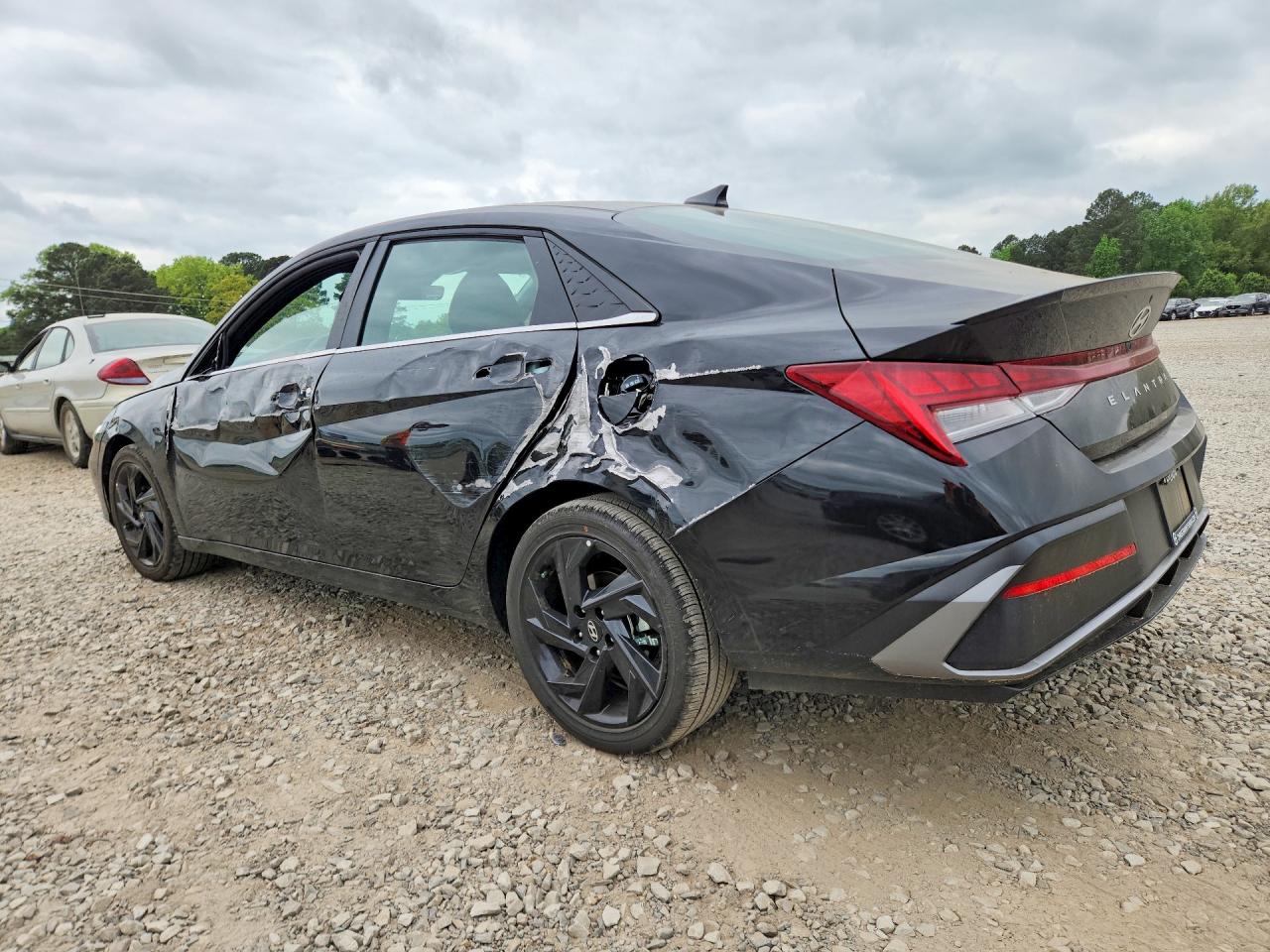 Hyundai ELANTRA Sel Sport Premium