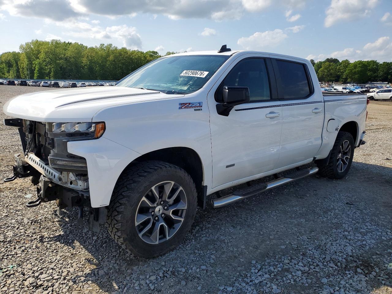 Salvage Chevrolet Silverado Image