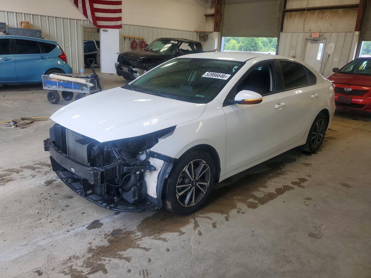 Salvage Kia Forte Image