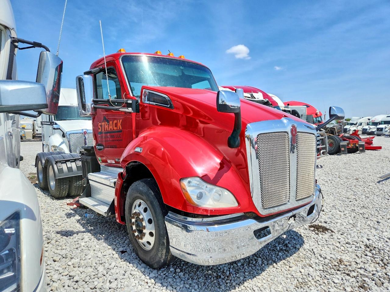 Salvage Kenworth T680 Image