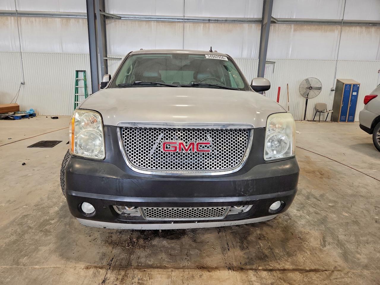 GMC Yukon Denali