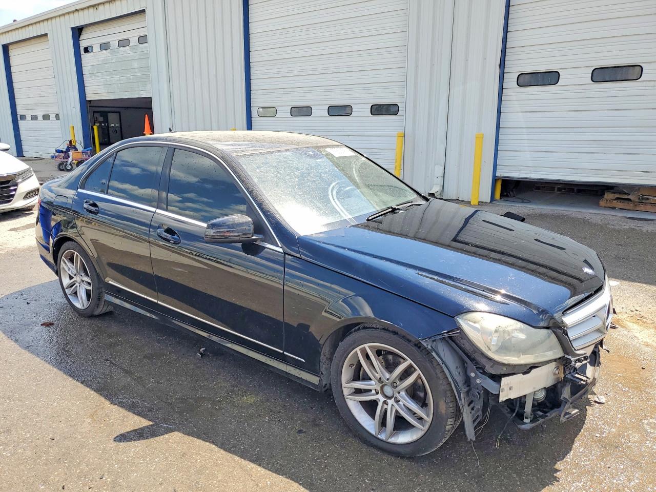 Mercedes-Benz C-Class 300 4matic