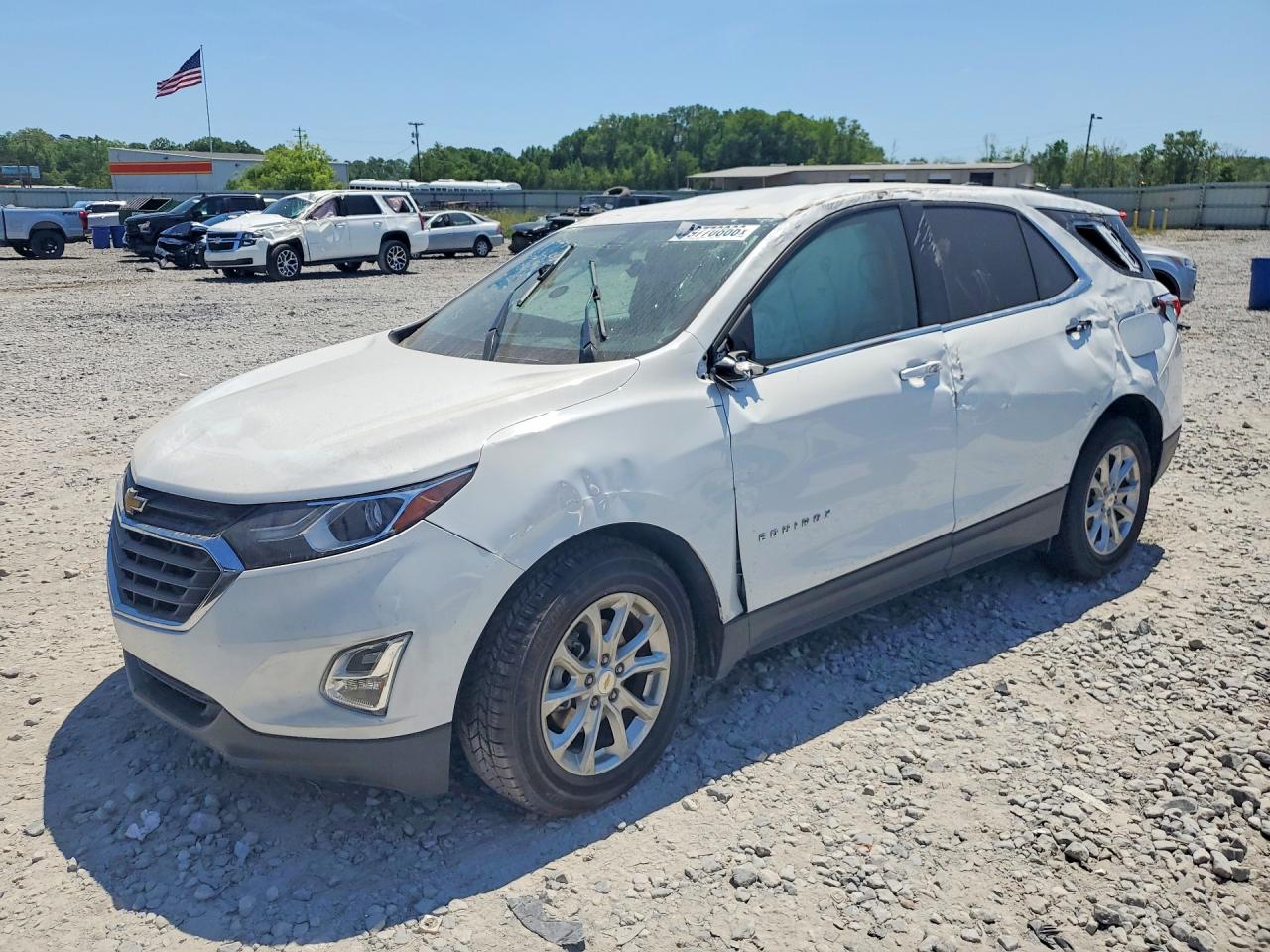 Salvage Chevrolet Equinox Image