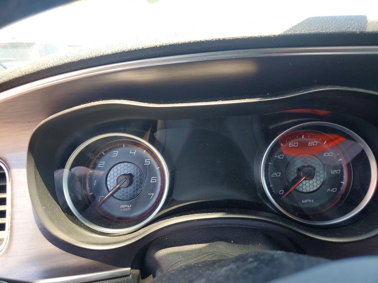 Dodge Charger Se