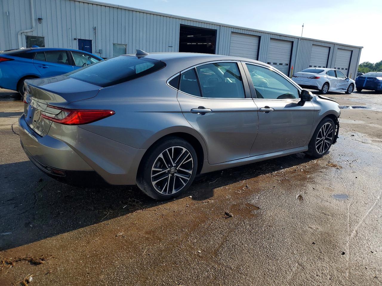 Toyota Camry Xle