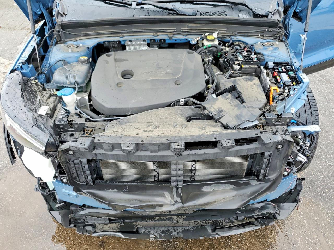 Volvo XC40 Plus