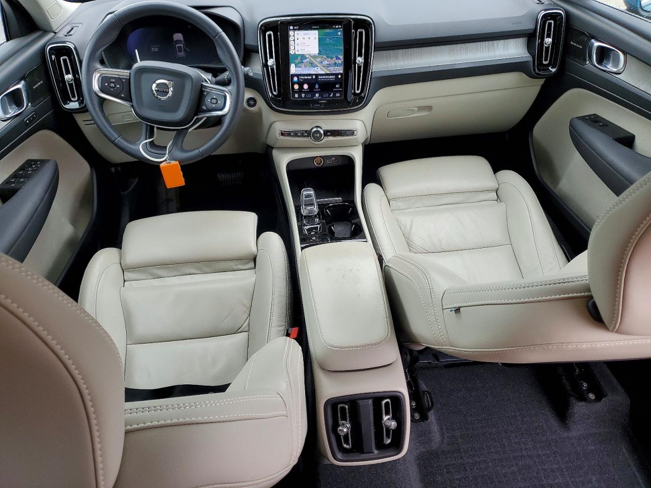 Volvo XC40 Plus