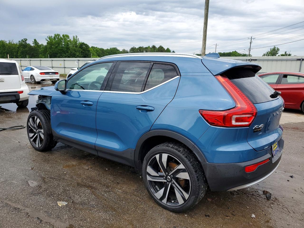 Volvo XC40 Plus