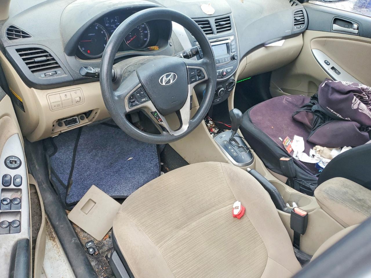 Hyundai ACCENT Se