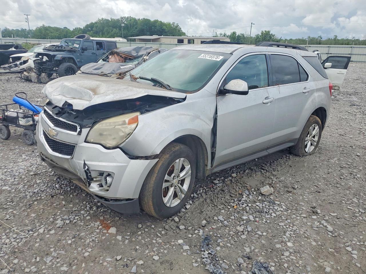 Salvage Chevrolet Equinox Image