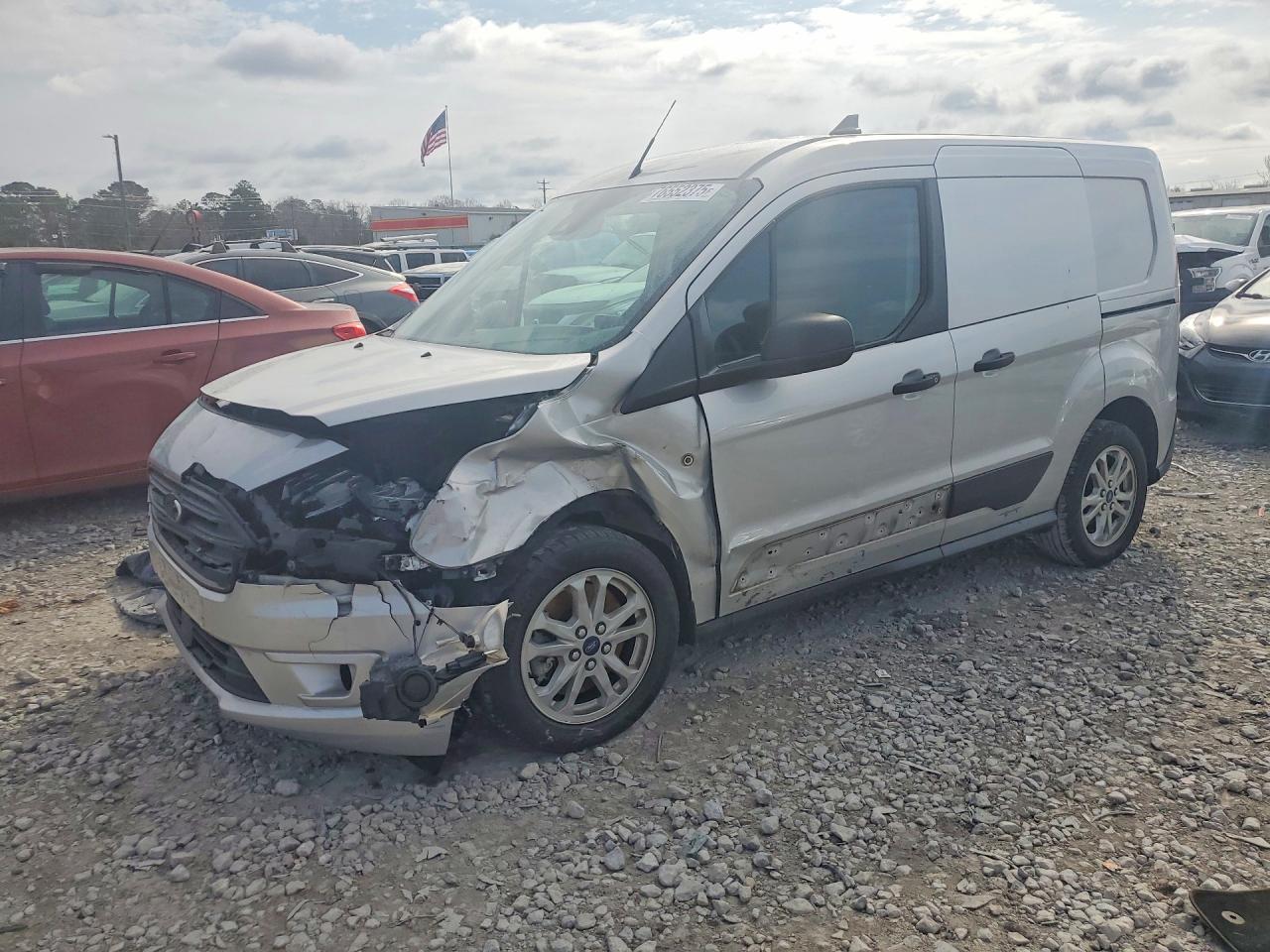 Salvage Ford Transit Image