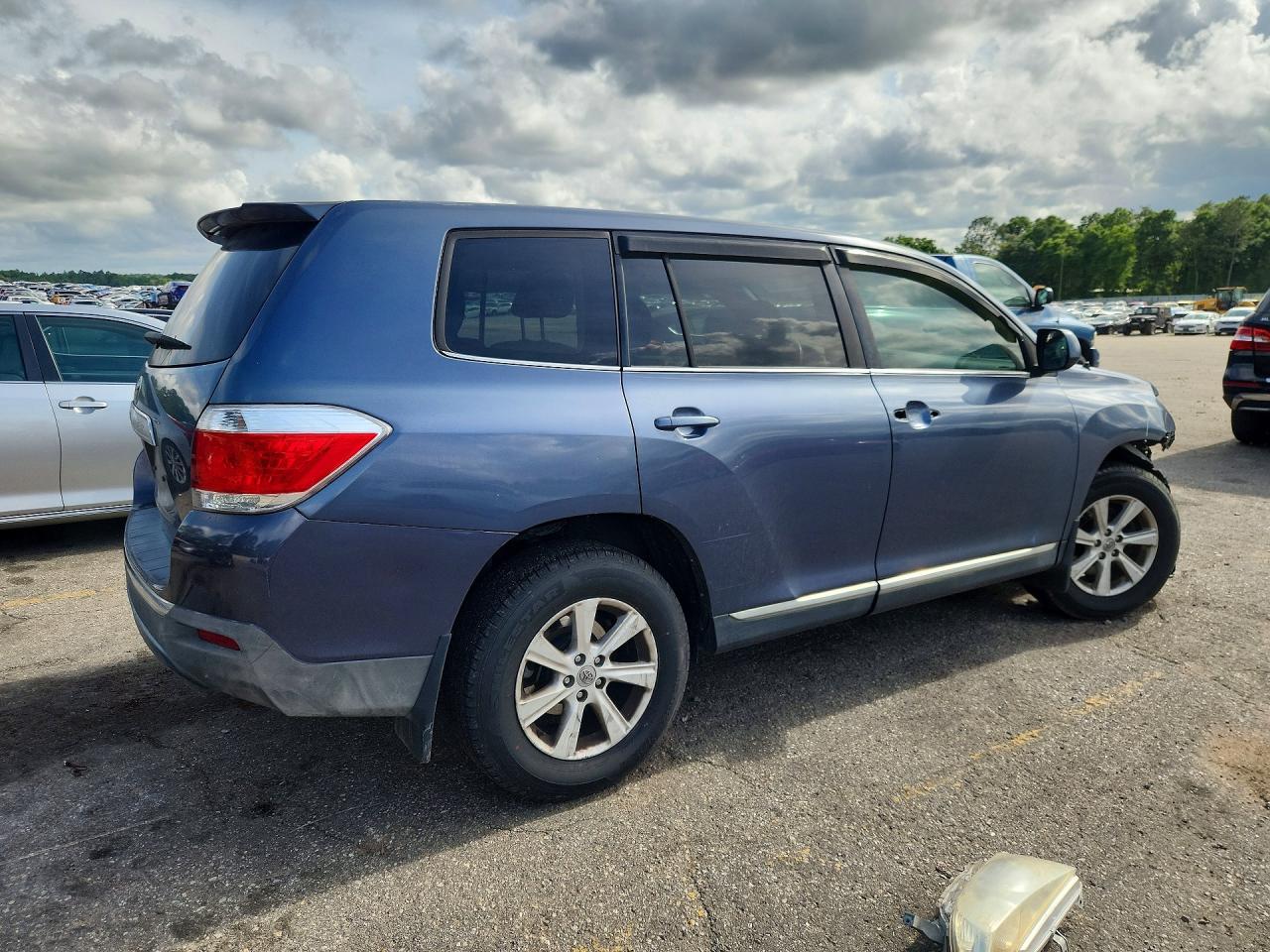 Toyota Highlander Base