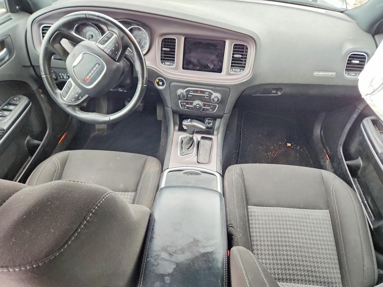 Dodge Charger Sxt