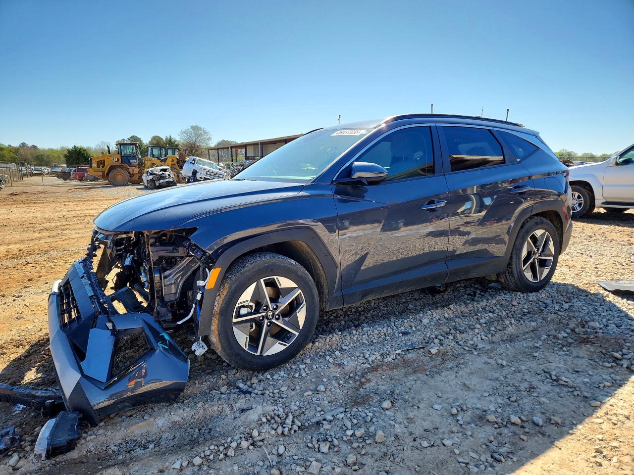 Salvage Hyundai TUCSON Image
