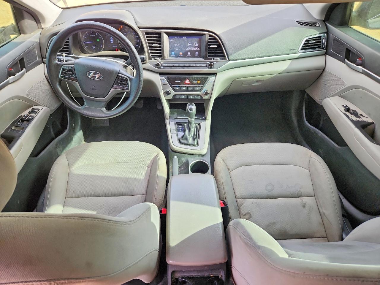 Hyundai ELANTRA Sel