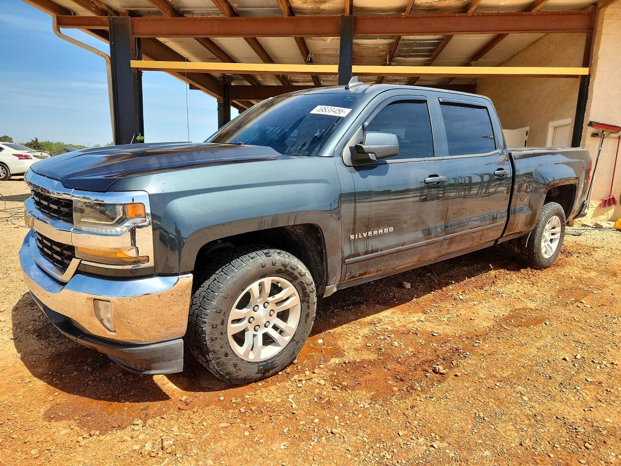 Salvage Chevrolet Silverado Image