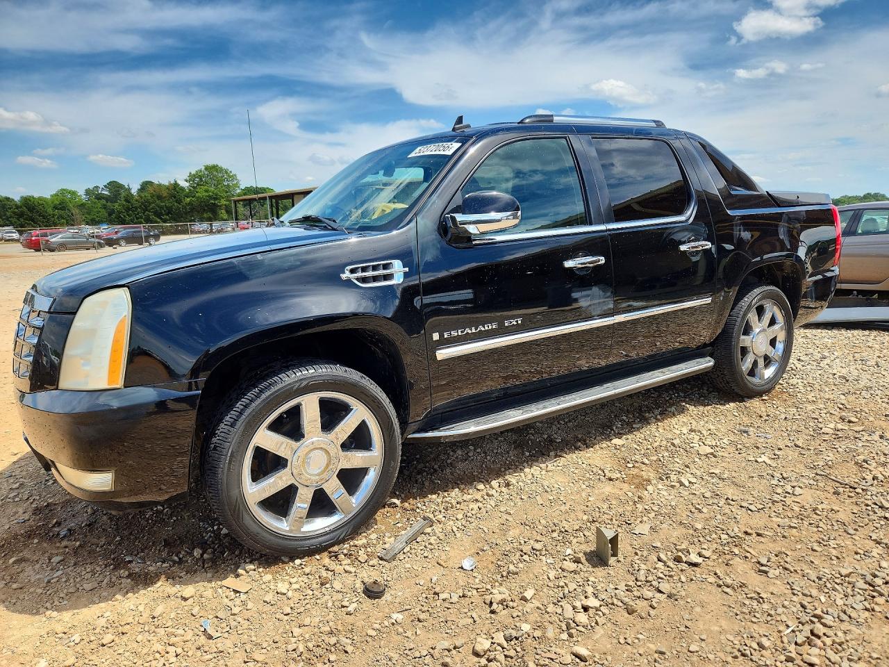 Salvage Cadillac Escalade Image