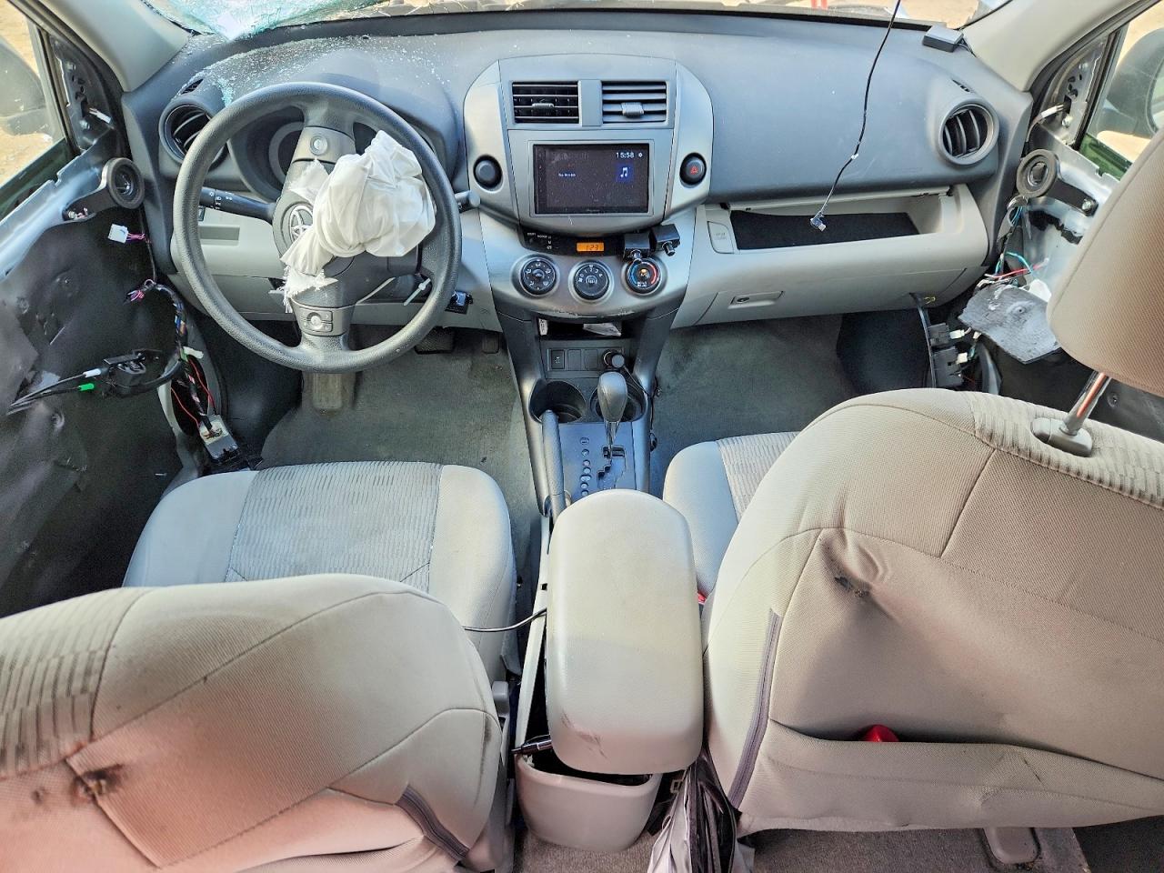 Toyota RAV4 Base