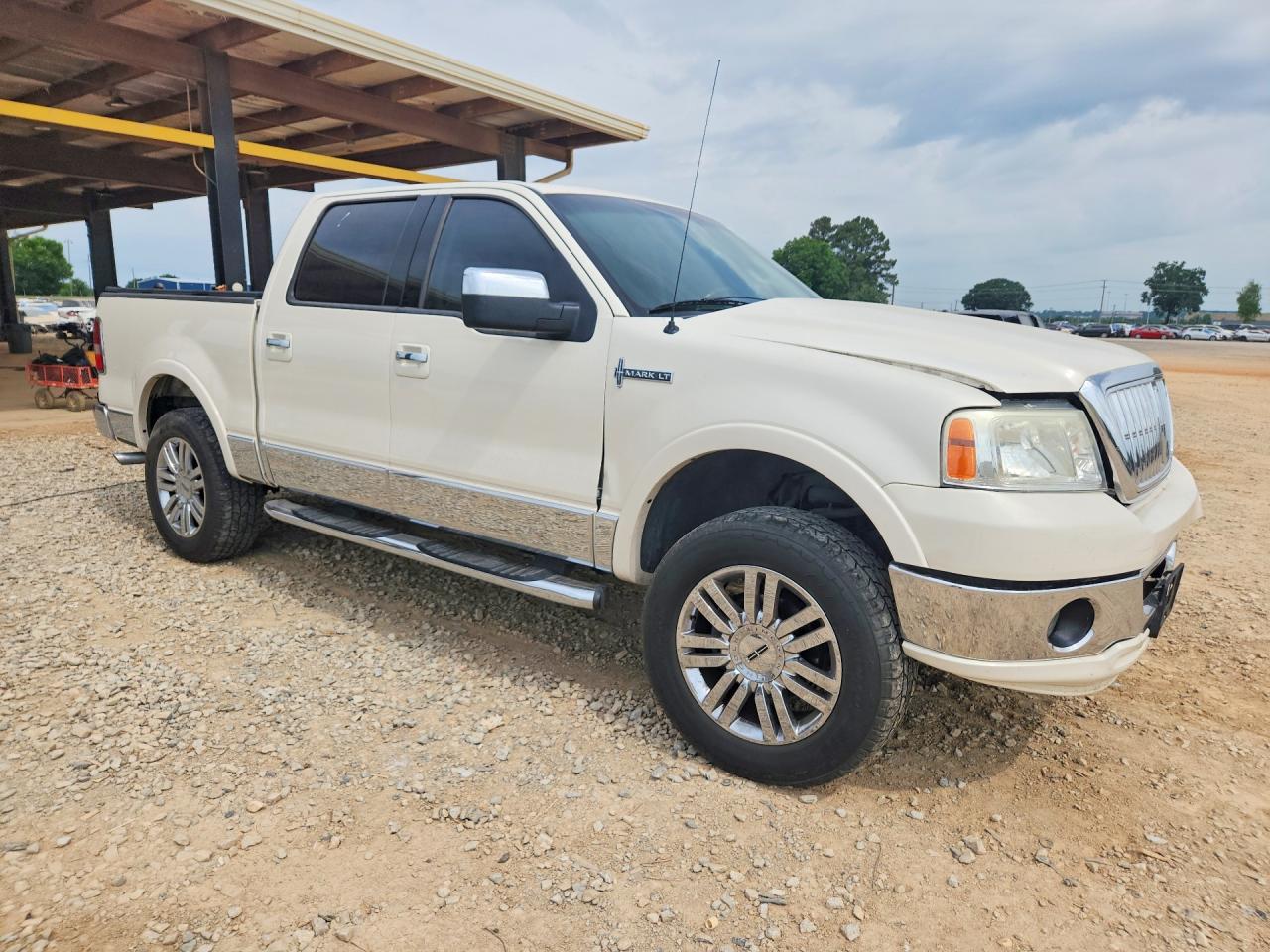 Lincoln Mark LT