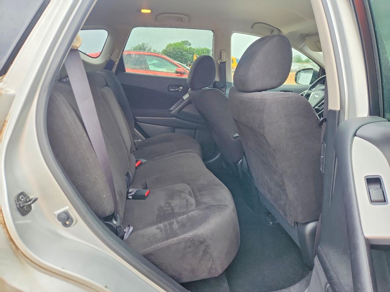 Nissan Murano S