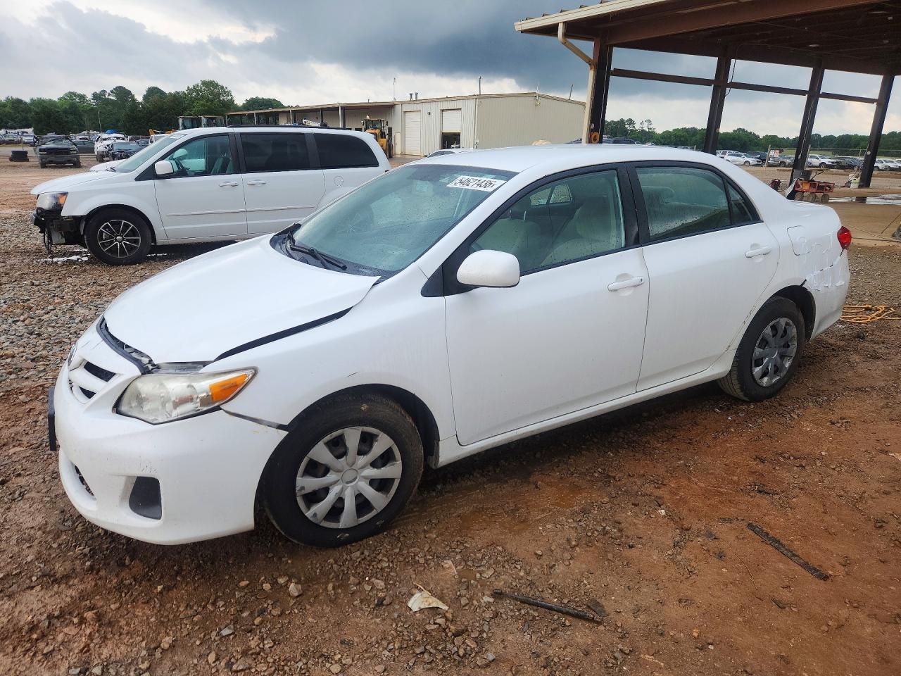 Salvage Toyota Corolla Image