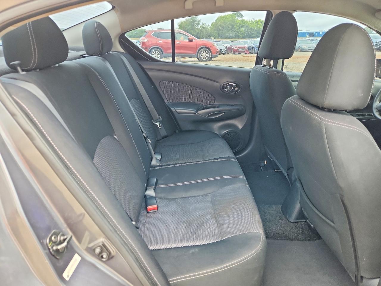 Nissan Versa 1.6 Sv