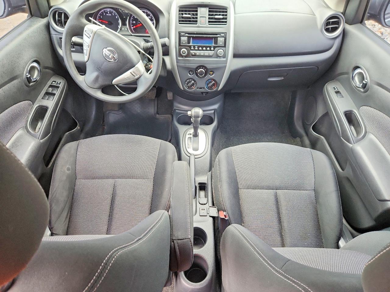 Nissan Versa 1.6 Sv