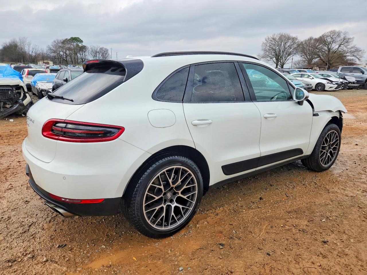 Porsche Macan S