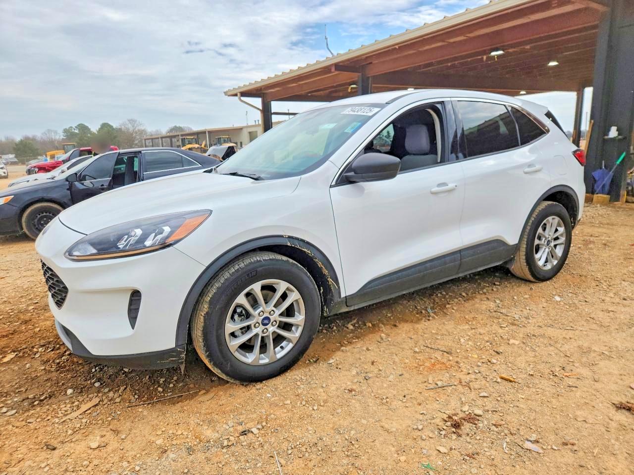Salvage Ford Escape Image
