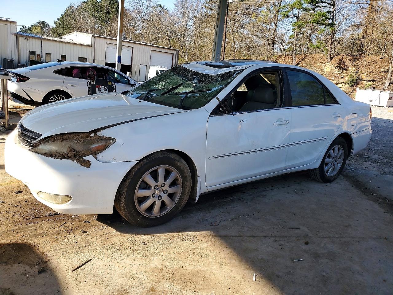 Salvage Toyota Camry Image