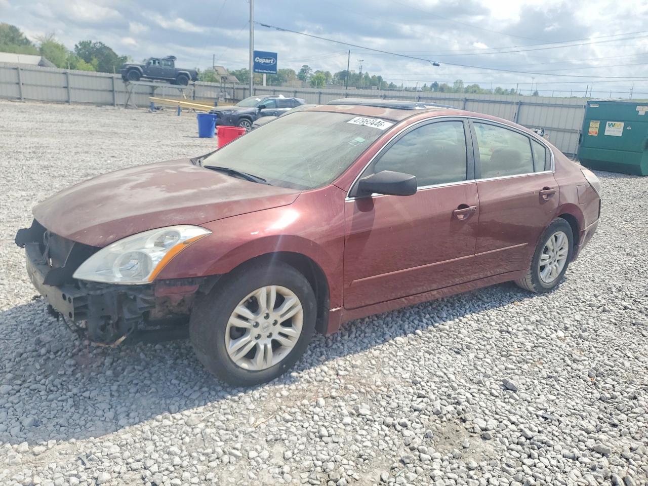 Salvage Nissan Altima Image
