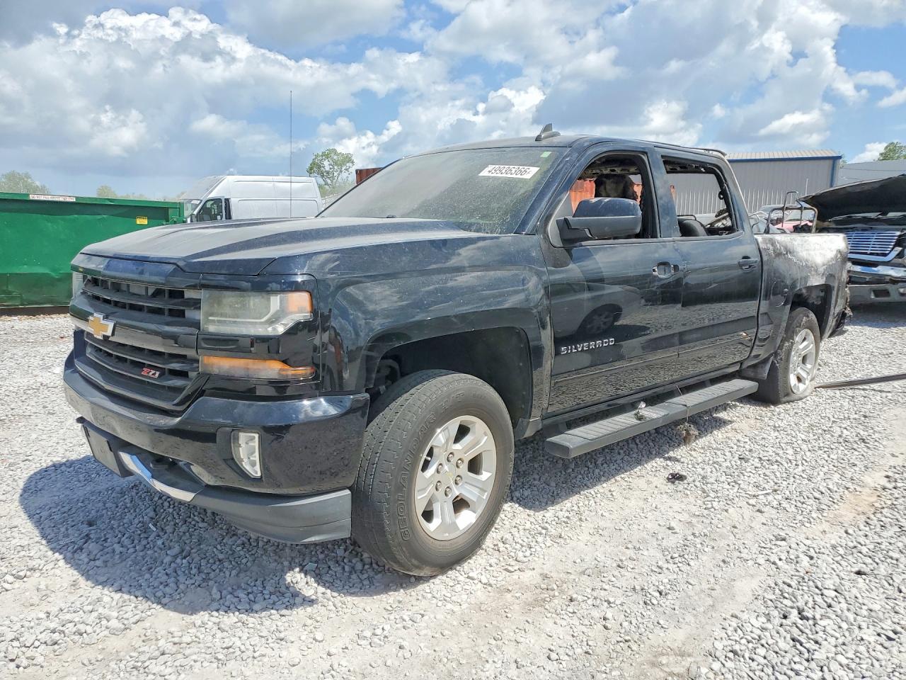 Salvage Chevrolet Silverado Image