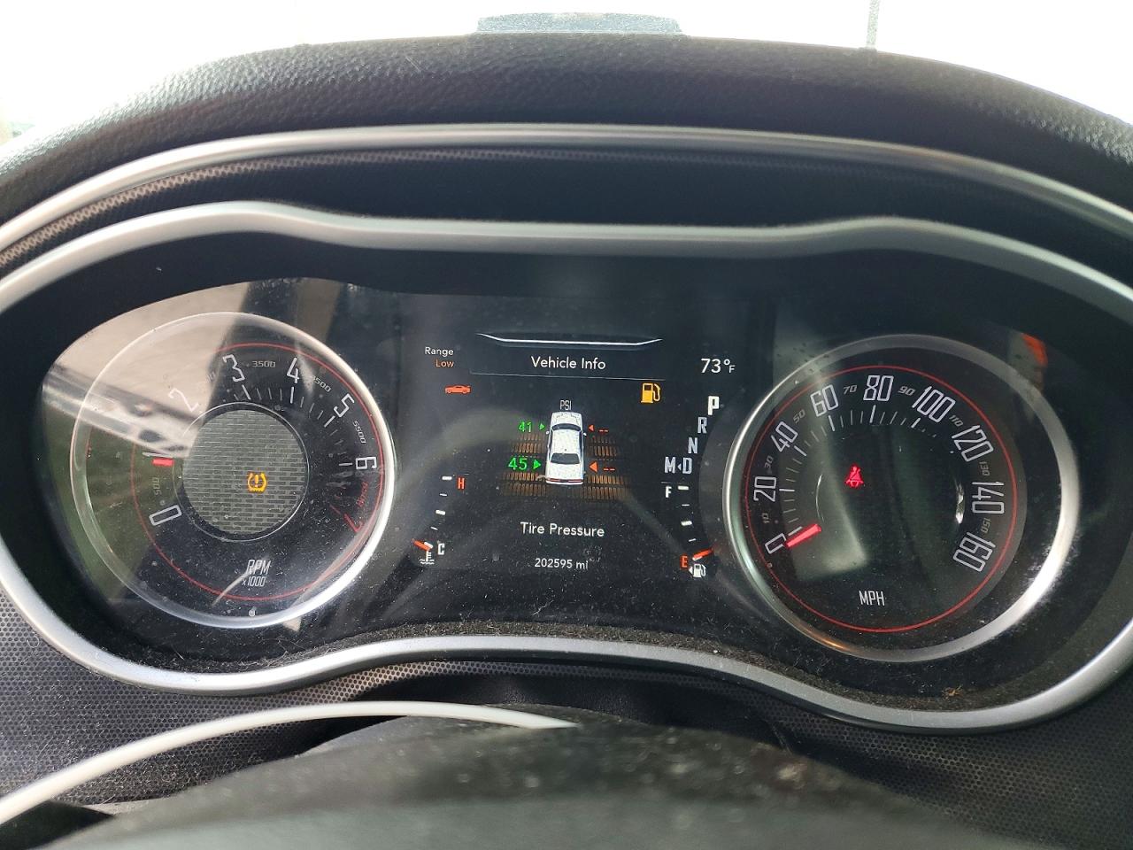 Dodge Challenger Sxt