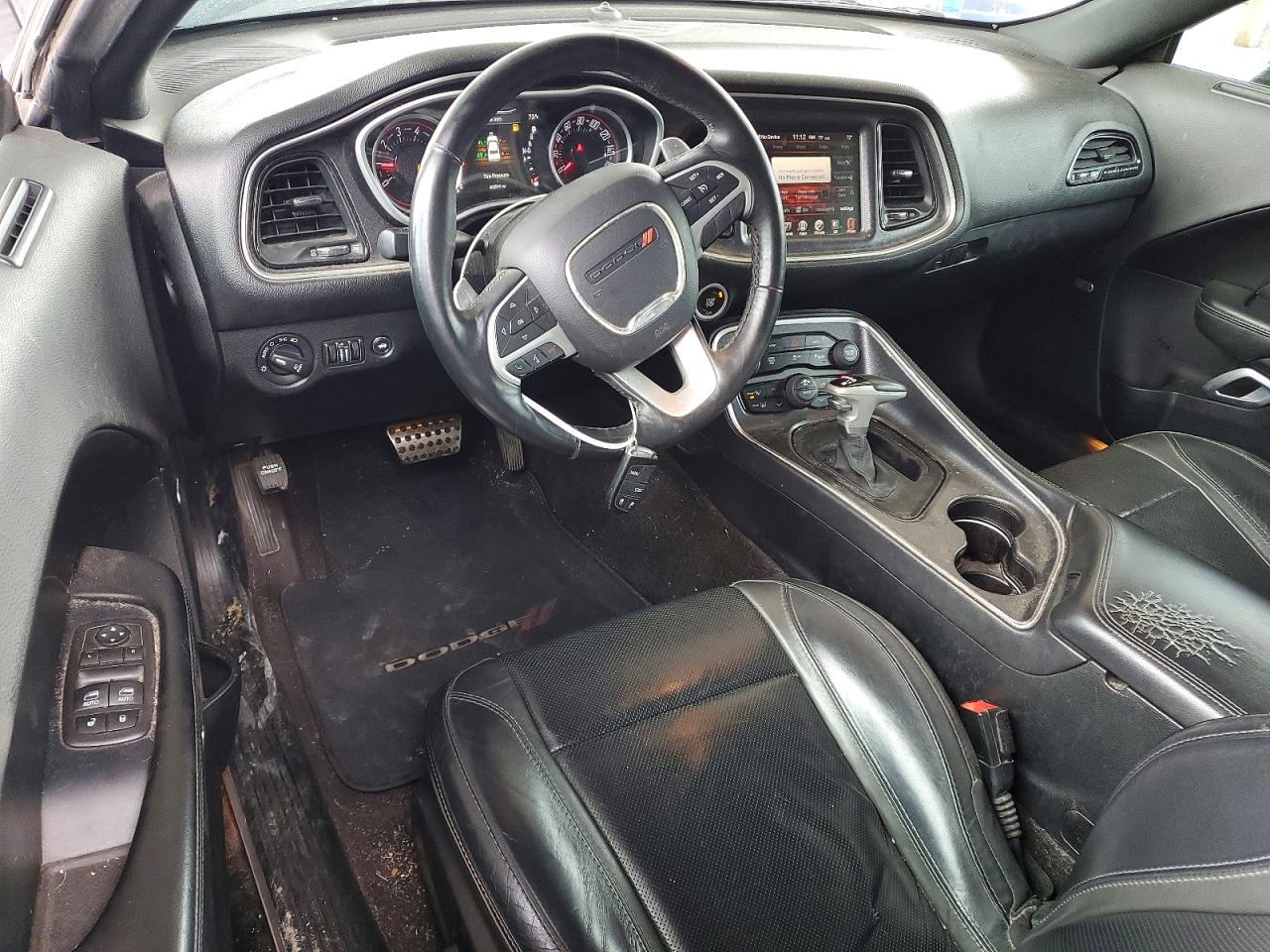 Dodge Challenger Sxt