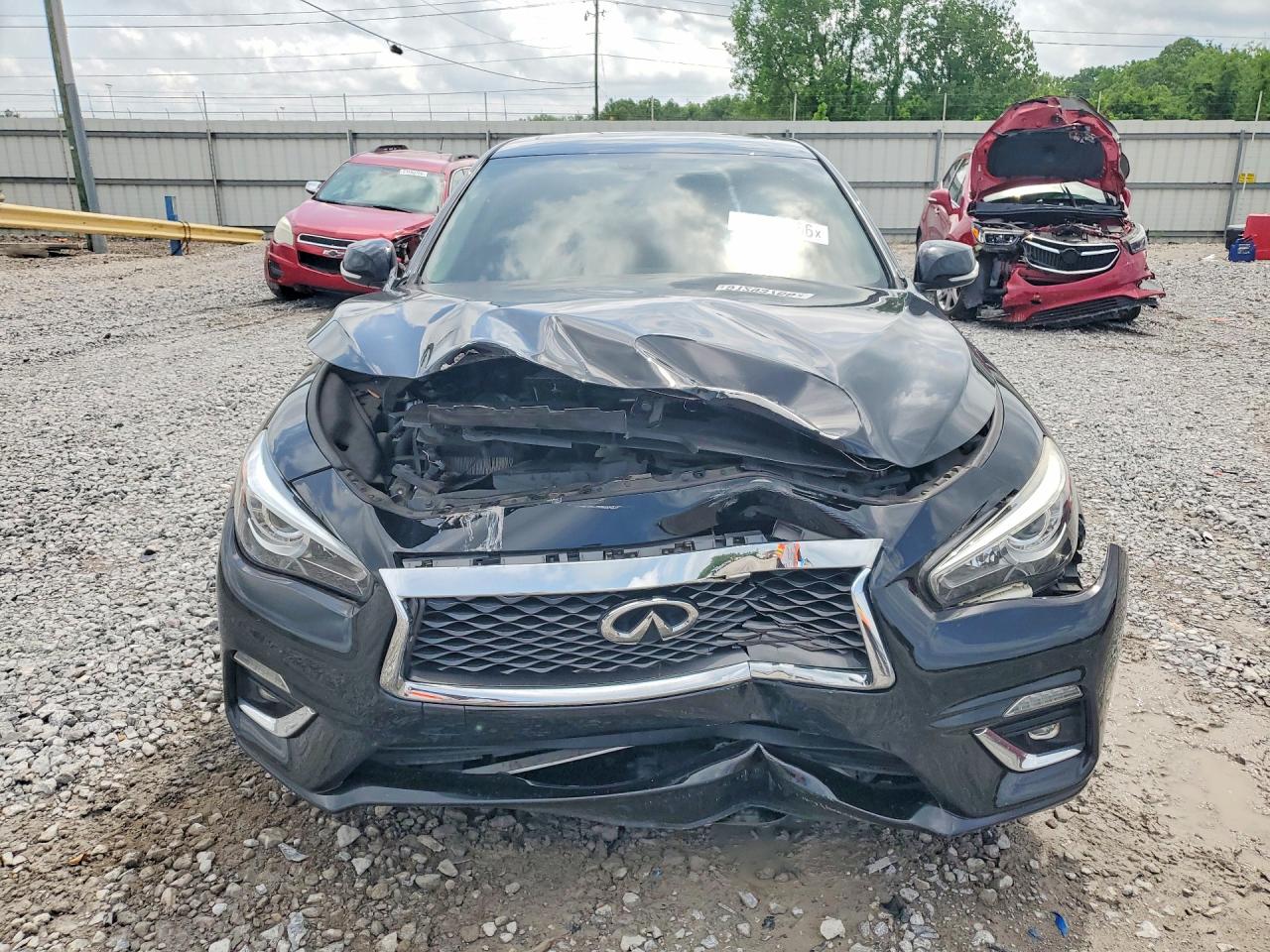 INFINITI Q50 3.0t Luxe
