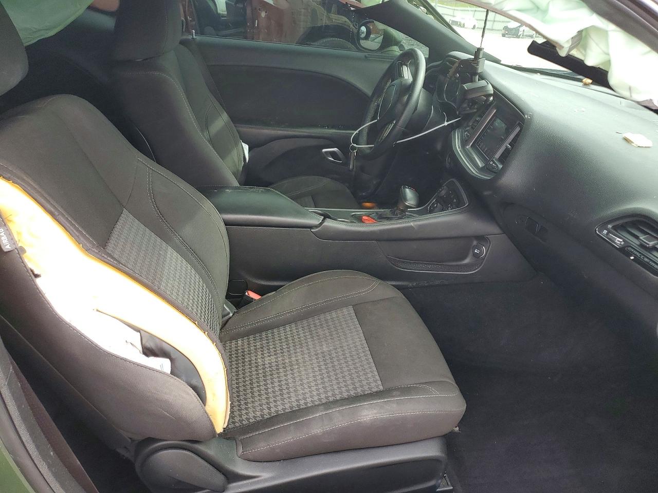 Dodge Challenger Sxt