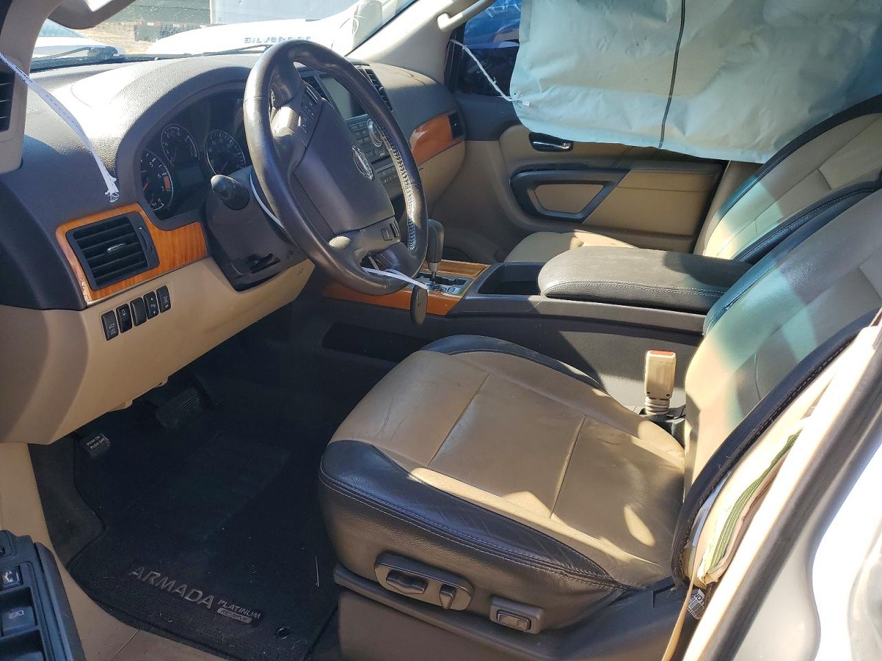 Nissan Armada Platinum