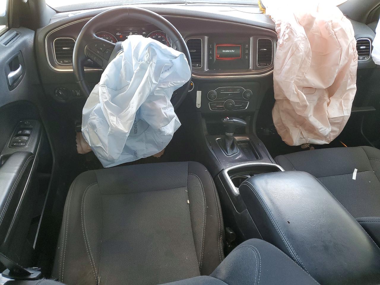 Dodge Charger Se
