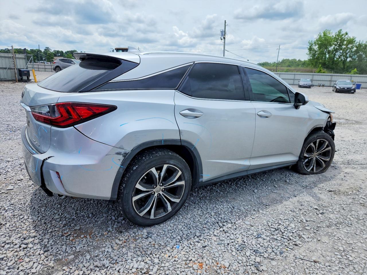 Lexus RX Base