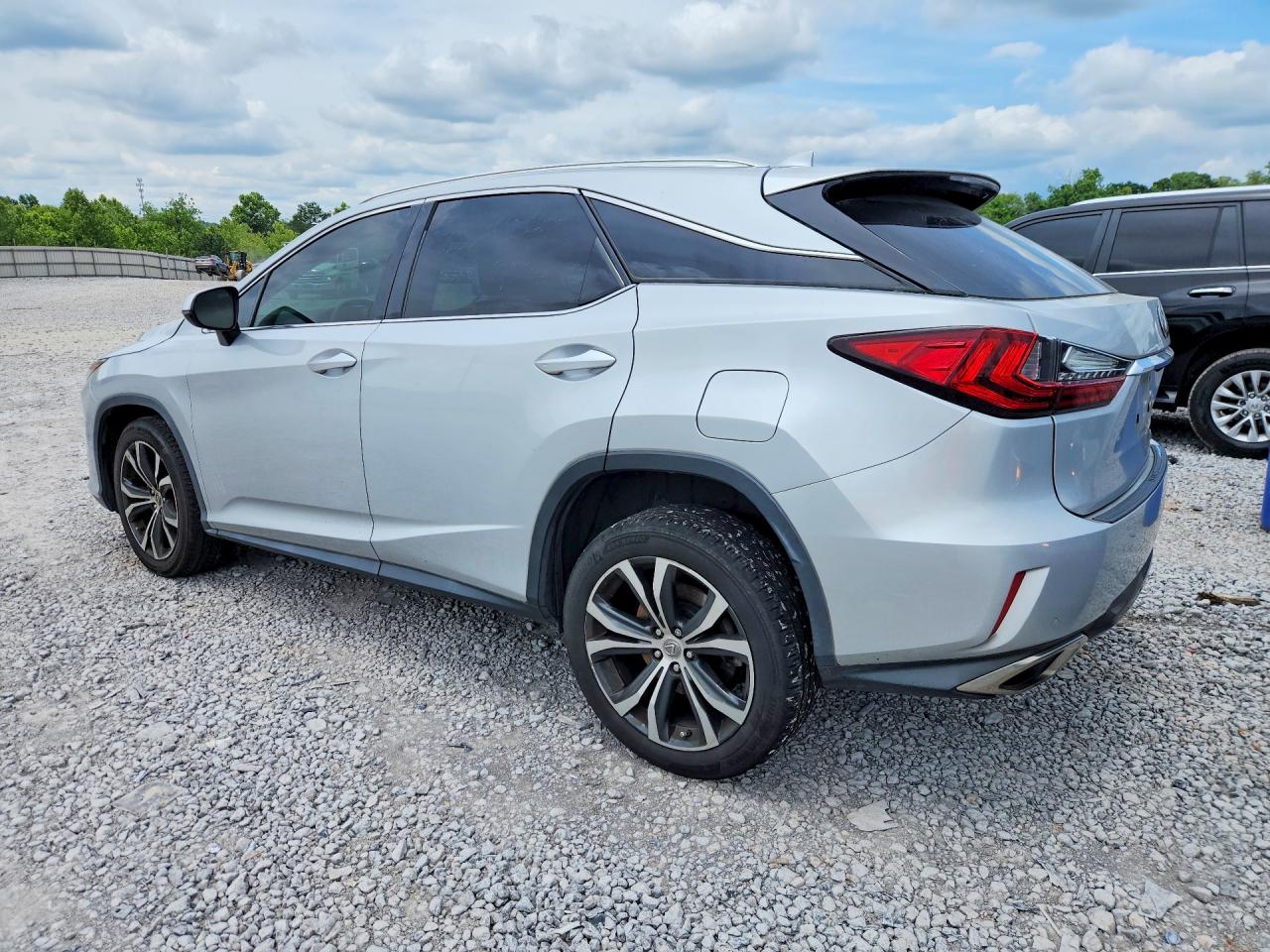 Lexus RX Base