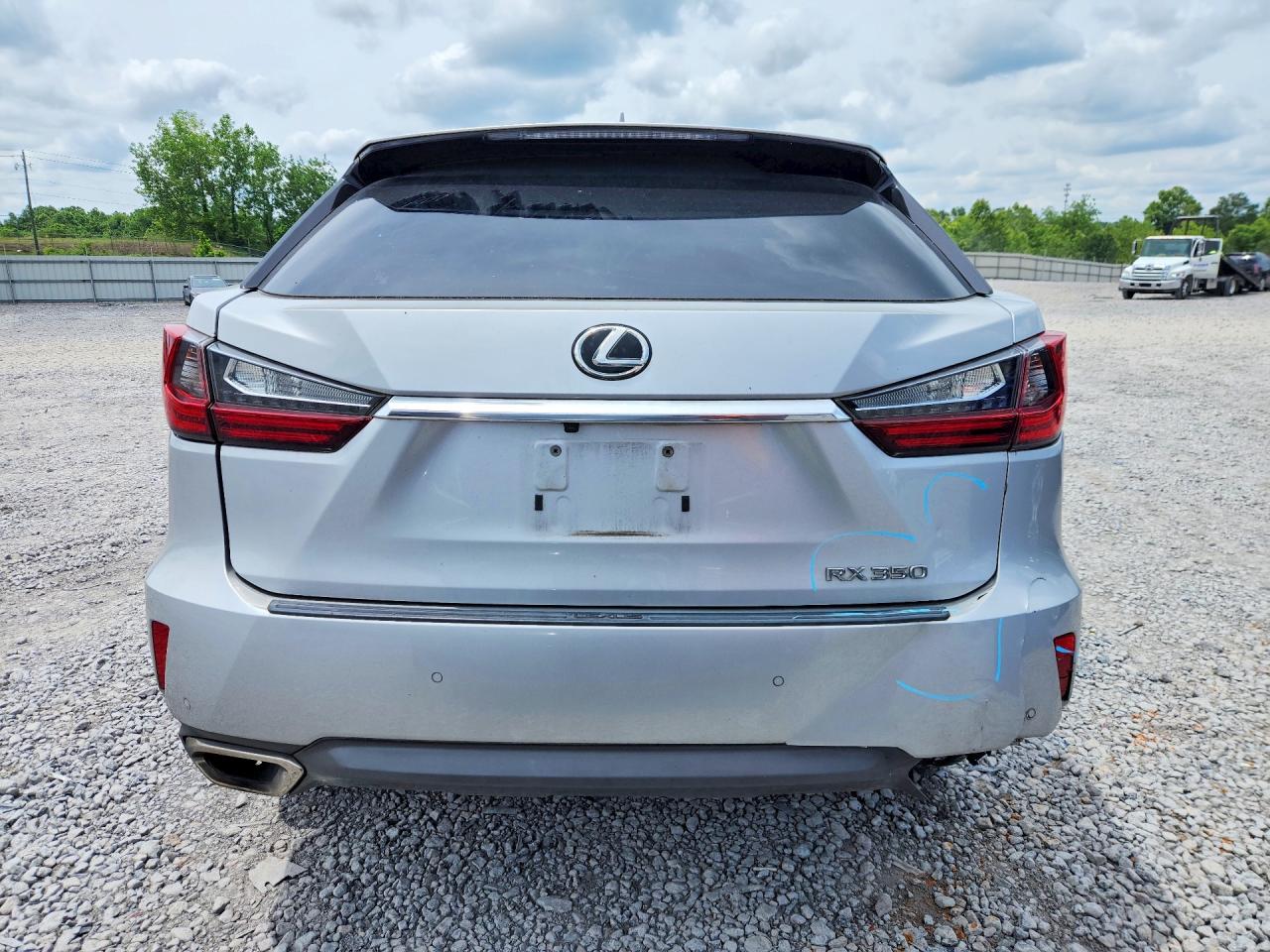 Lexus RX Base