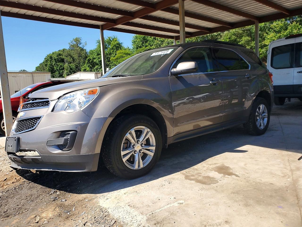 Salvage Chevrolet Equinox Image