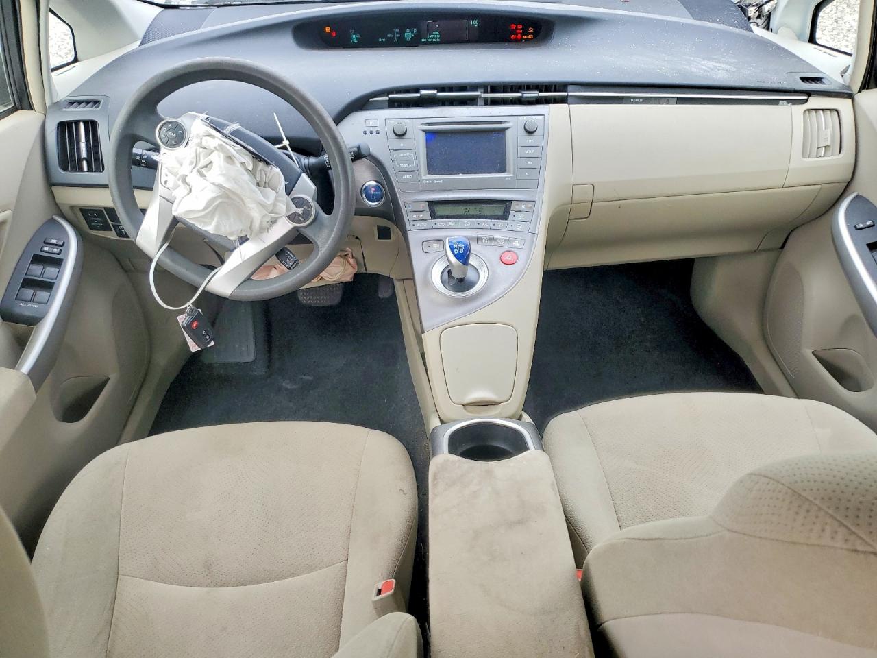 Toyota Prius Three