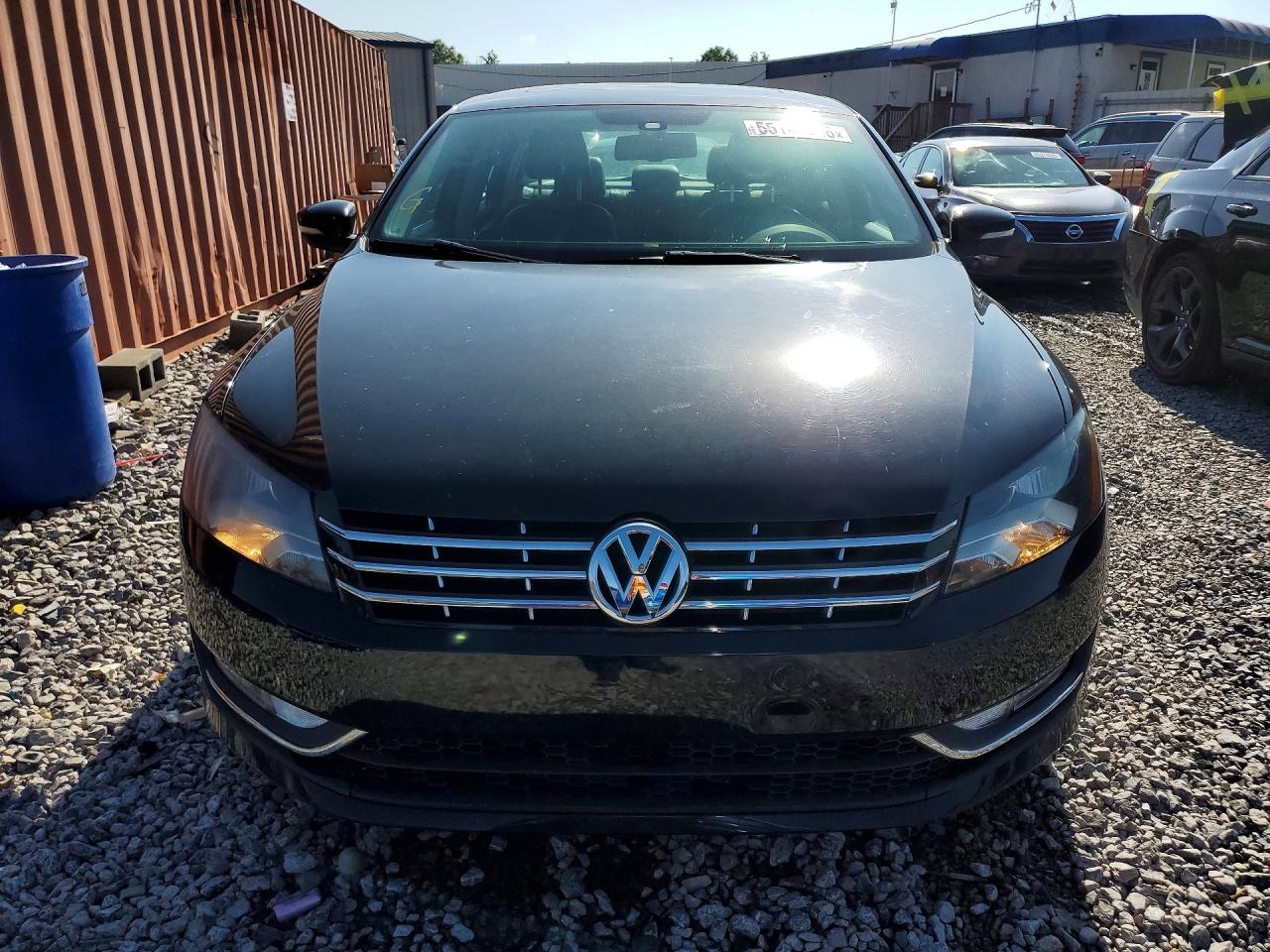 Volkswagen Passat Sel