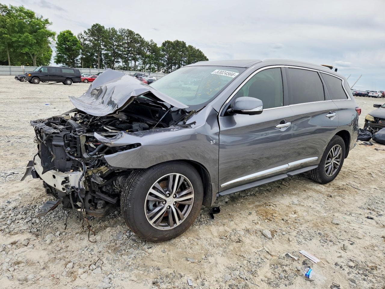 Salvage INFINITI Qx Image