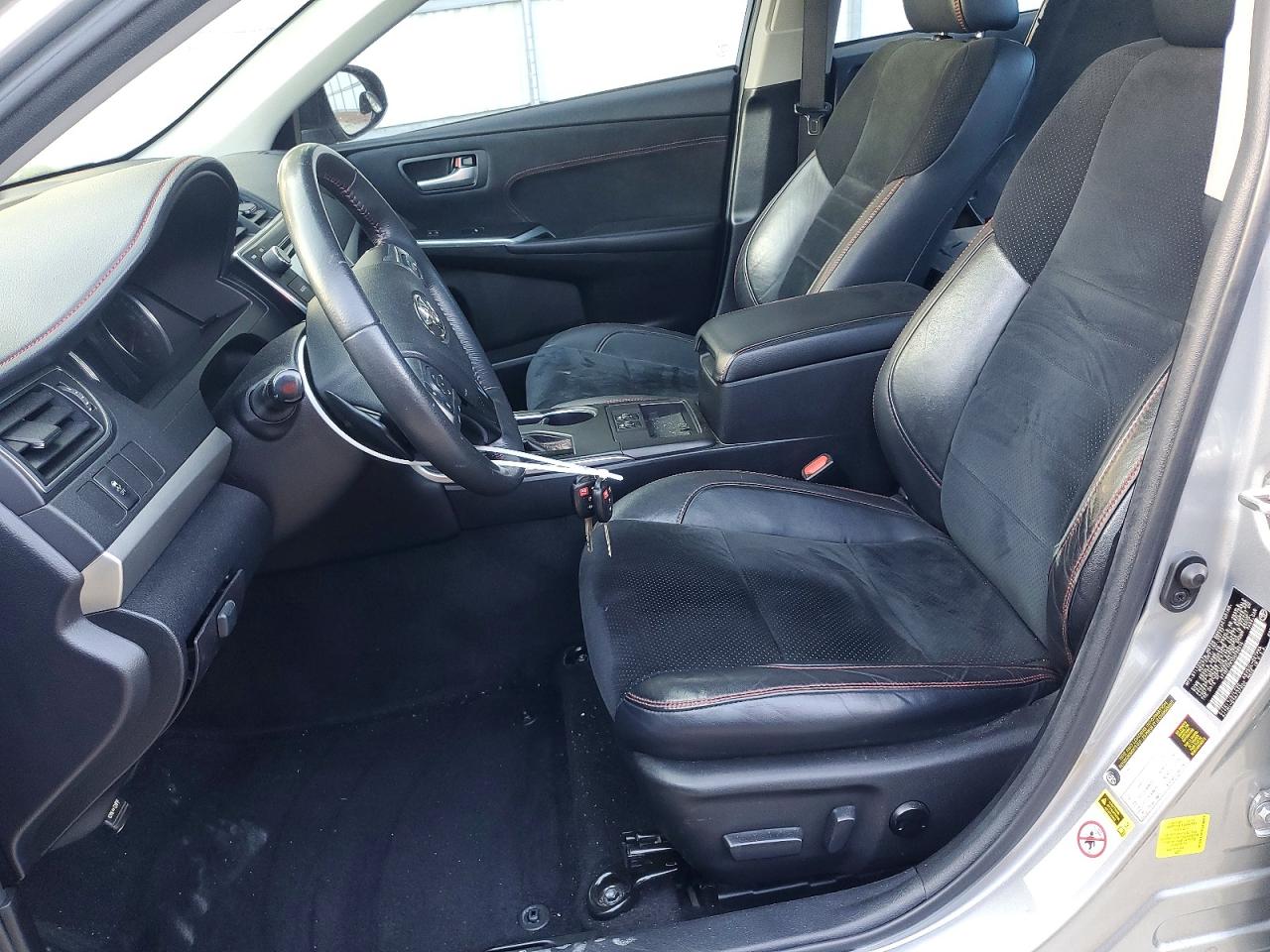 Toyota Camry Xse