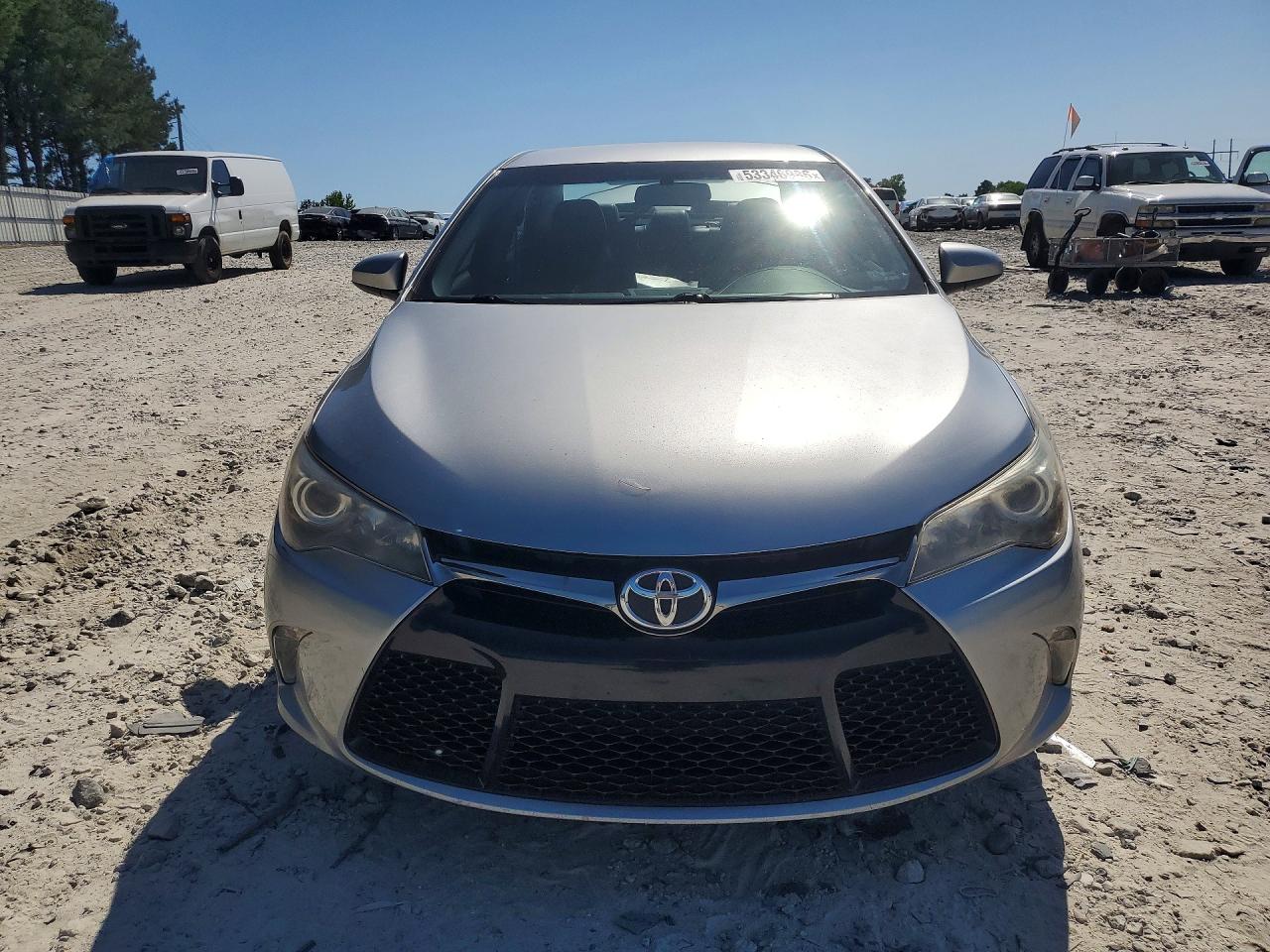 Toyota Camry Xse