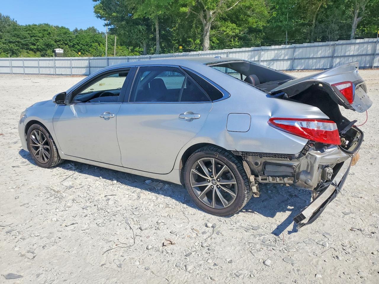 Toyota Camry Xse
