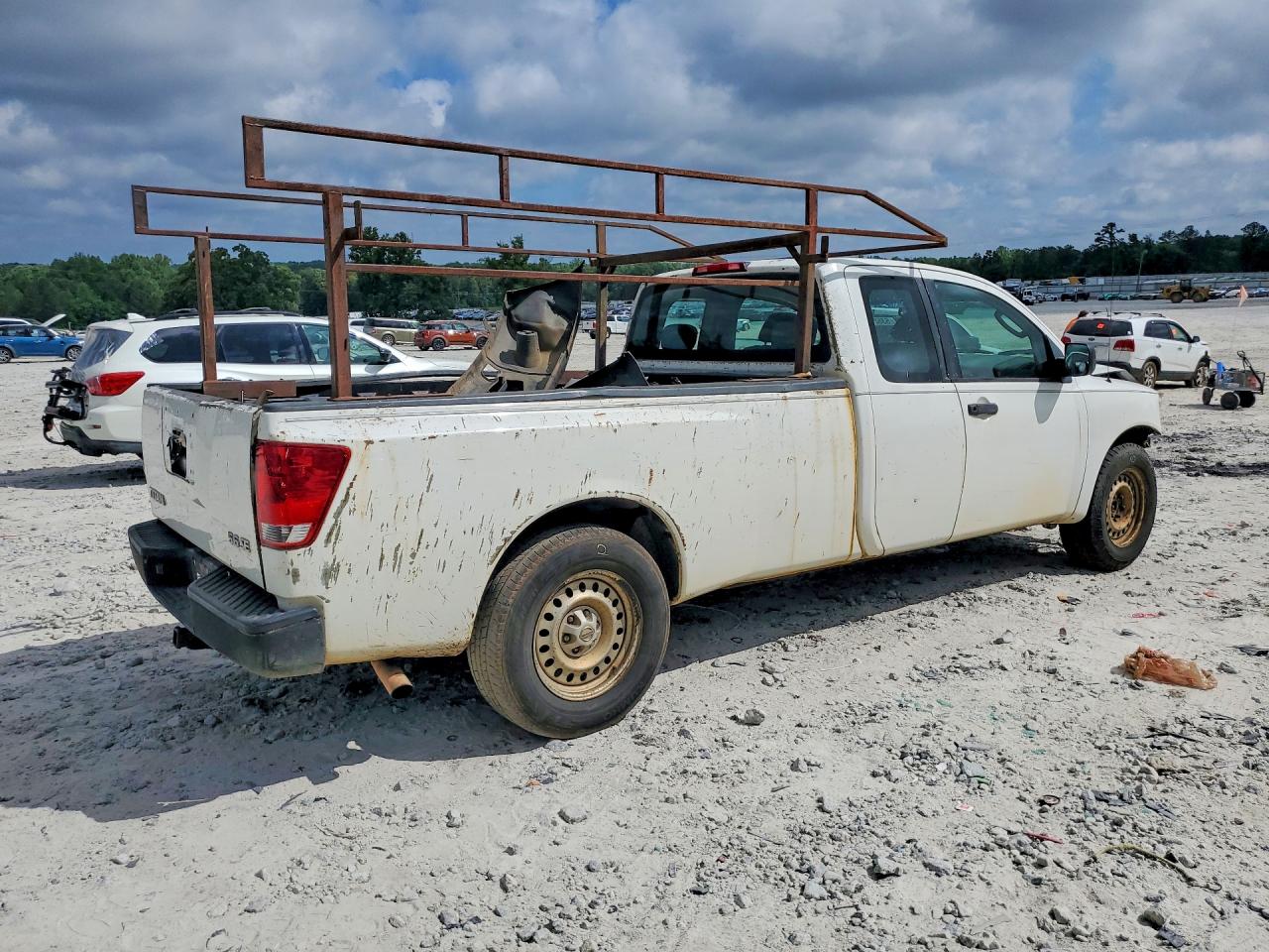 Nissan Titan Xe